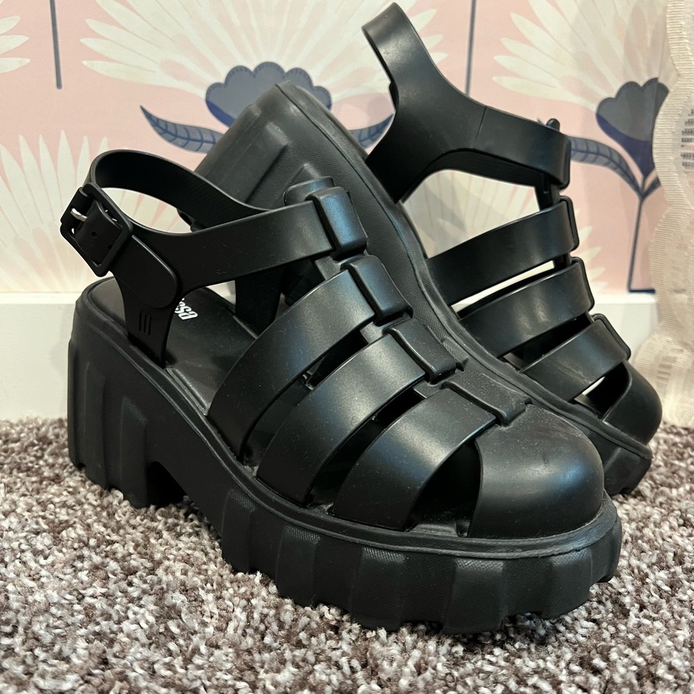 Brand: Melissa | Black Platform Megan - Picture 5 of 11